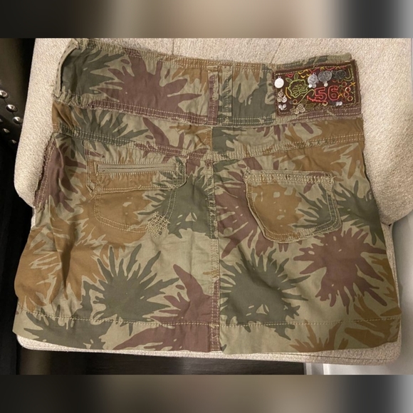 Next Boho style military floral print mini shirt - Picture 5 of 7